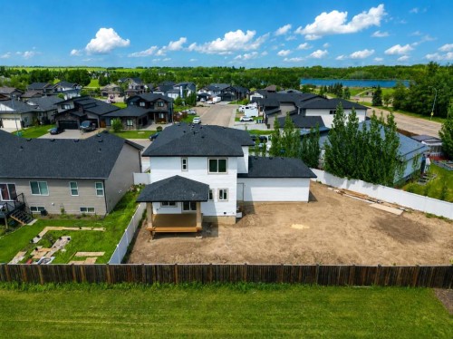 14 Napoleon Meadows Way, Innisfail, AB 