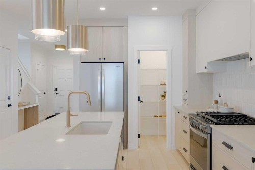 461 Rosemary Gardens Se, Calgary, AB 