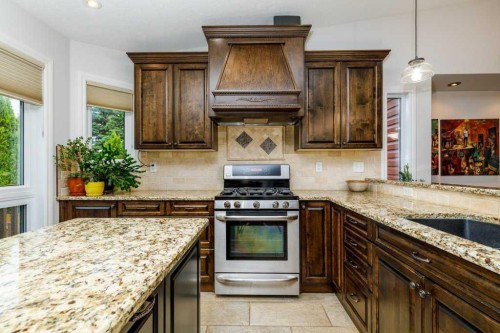 70 Douglas Avenue, Red Deer, AB 