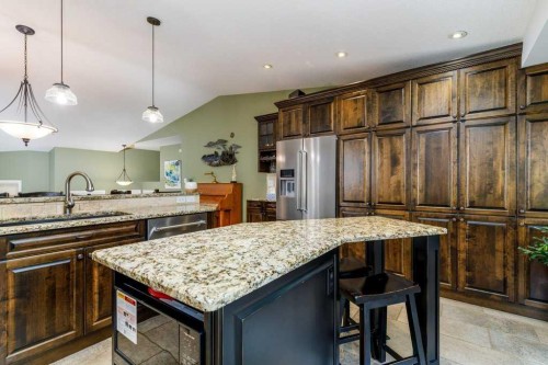 70 Douglas Avenue, Red Deer, AB 