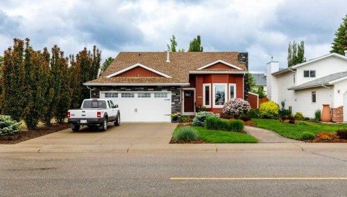 70 Douglas Avenue  Red Deer, AB T4R 2G6