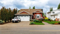 70 Douglas Avenue Red Deer, AB T4R 2G6