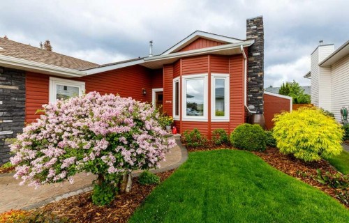 70 Douglas Avenue, Red Deer, AB 