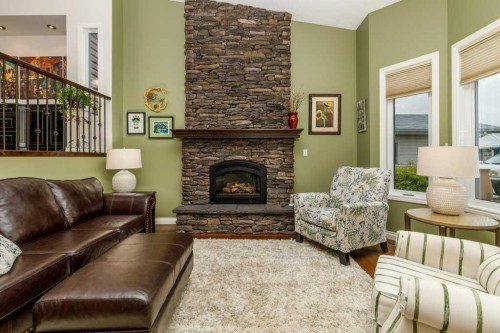 70 Douglas Avenue, Red Deer, AB 