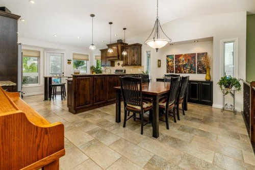 70 Douglas Avenue, Red Deer, AB 