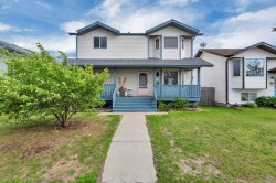 4613 Westbrooke Road Blackfalds, AB T4M 0K3