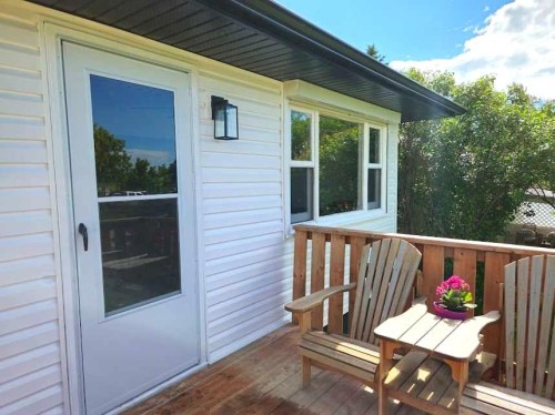 2133 21 Avenue, Bowden, AB 