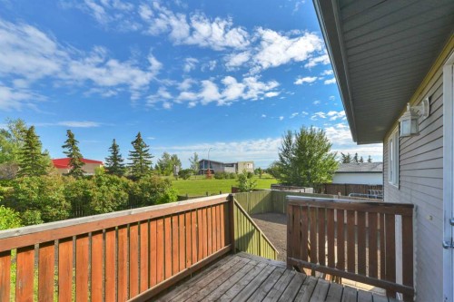 132 Kirkland Close, Red Deer, AB 
