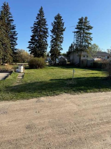 519 4 Avenue, Elnora, AB 