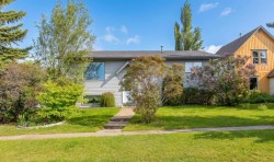 4722 49 Avenue Bentley, AB T0C 0J0