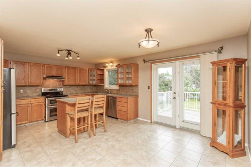 4722 49 Avenue, Bentley, AB 
