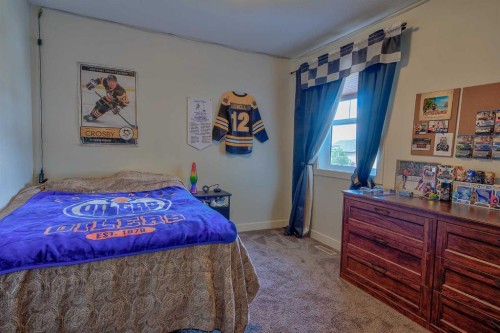 611 Robinson Avenue, Penhold, AB 
