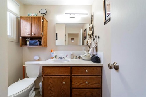 6404A 45 Avenue, Camrose, AB 