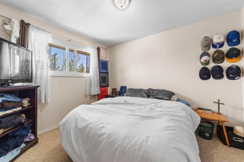 6404A 45 Avenue, Camrose, AB 