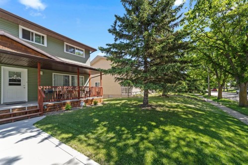 6404A 45 Avenue, Camrose, AB 