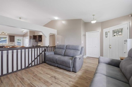 142 Robinson, Penhold, AB 