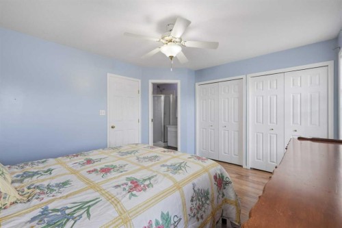 142 Robinson, Penhold, AB 