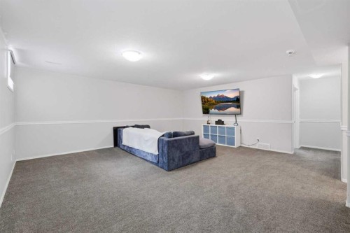 142 Robinson, Penhold, AB 