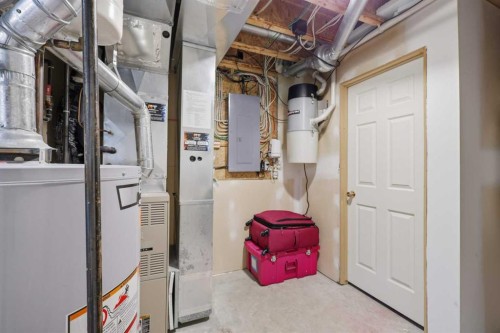 142 Robinson, Penhold, AB 