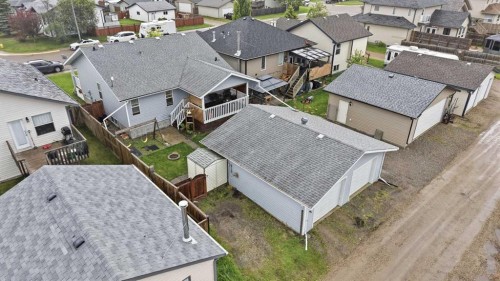 142 Robinson, Penhold, AB 
