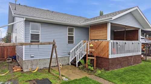 142 Robinson, Penhold, AB 