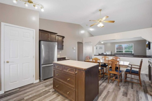 142 Robinson, Penhold, AB 