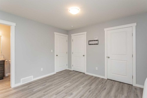 49 Sheep Close, Lacombe, AB 