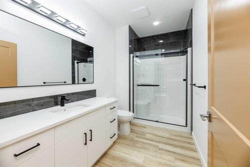 #2-4738 49A Avenue, Lacombe, AB 