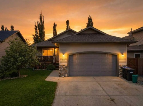 23 Lakeland Road  Sylvan Lake, AB T4S 0A3