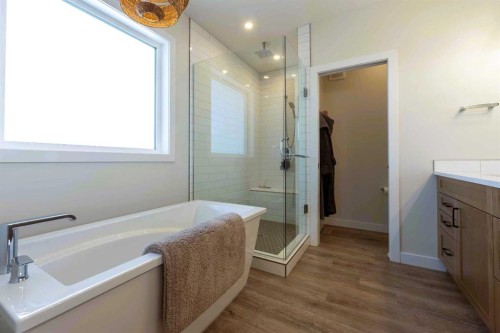 201 Thompson Crescent, Red Deer, AB 