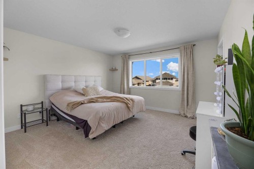 4761 Aspen Lakes Boulevard, Blackfalds, AB - Indoor Photo Showing Bedroom