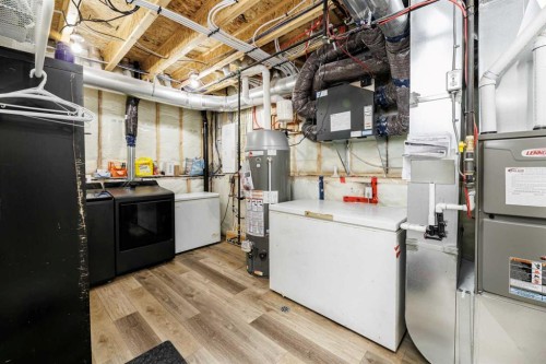4761 Aspen Lakes Boulevard, Blackfalds, AB - Indoor
