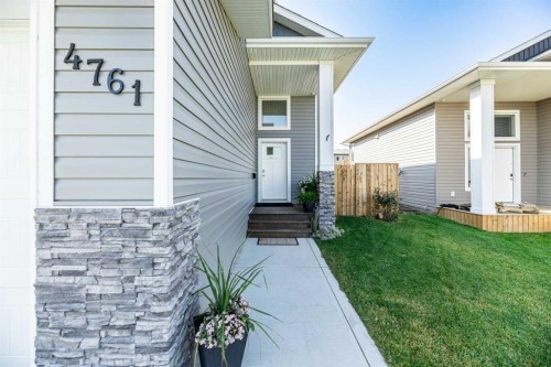 4761 Aspen Lakes Boulevard, Blackfalds, AB - Outdoor With Exterior