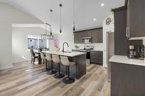 4761 Aspen Lakes Boulevard, Blackfalds, AB - Indoor Photo Showing Kitchen With Upgraded Kitchen