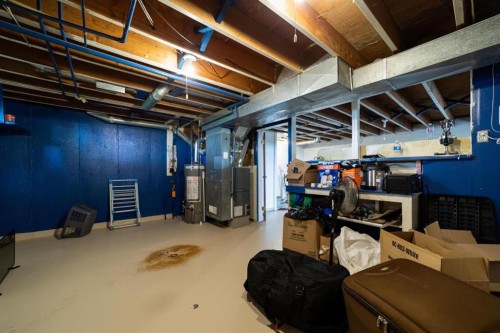 6404B 45 Avenue, Camrose, AB 