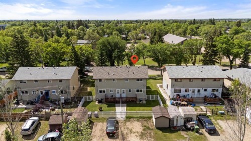 6404B 45 Avenue, Camrose, AB 