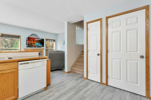 345 Addington Drive, Red Deer, AB 