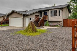 5902- 52 Avenue  Stettler, AB T4K 1L4