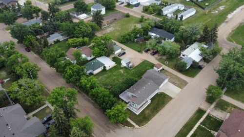 4932 51 Street, Lougheed, AB - Outdoor With View