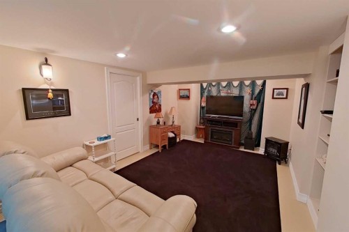 26 Jaspar Crescent, Red Deer, AB 