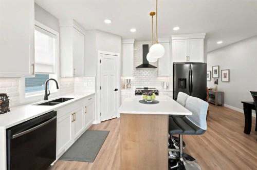 99 Gray Close, Sylvan Lake, AB 