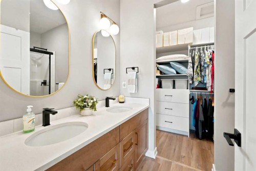 99 Gray Close, Sylvan Lake, AB 