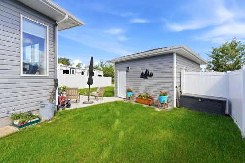 99 Gray Close, Sylvan Lake, AB 