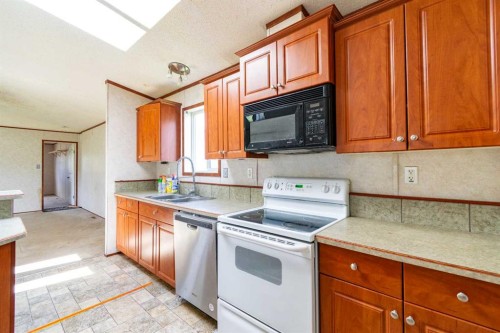 6013 54 Ave Close, Stettler, AB 