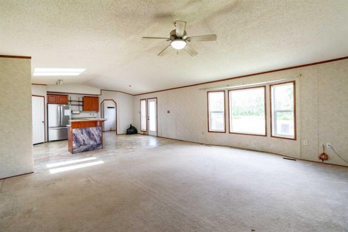 6013 54 Ave Close, Stettler, AB 