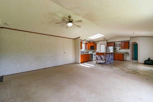 6013 54 Ave Close, Stettler, AB 