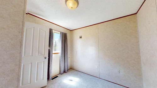 6013 54 Ave Close, Stettler, AB 