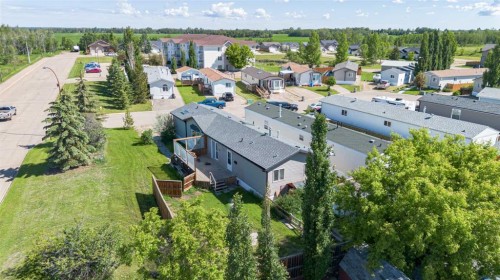 6013 54 Ave Close, Stettler, AB 