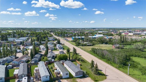6013 54 Ave Close, Stettler, AB 