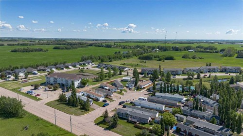 6013 54 Ave Close, Stettler, AB 
